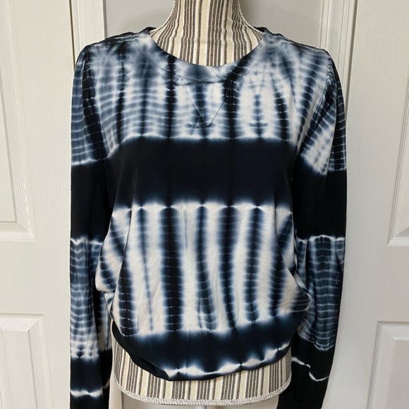 NWOT Women’s puff sleeve crewneck tiedye sweatshirt - Picture 2 of 6